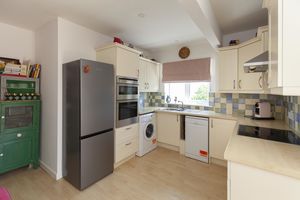 Kitchen- click for photo gallery